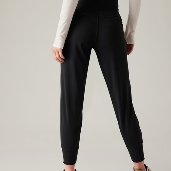 Athleta Venice Jogger, Size M Tall - Picture 3 of 5